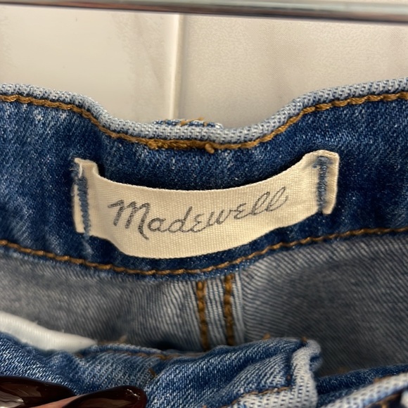 Madewell distressed perfect vintage jeans - size 26 - Picture 2 of 4